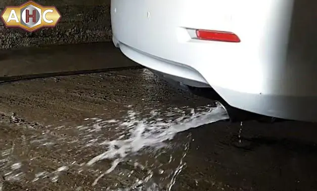 آب از اگزوز ماشین بیرون میاد